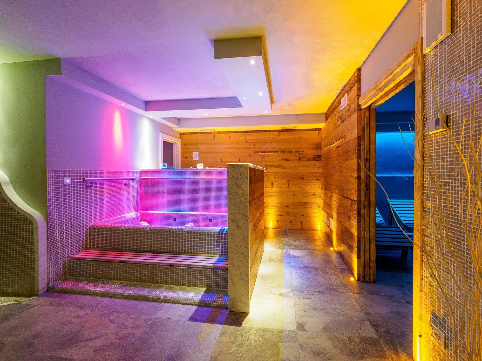 Hotel Santanton Bormio Dış mekan fotoğraf